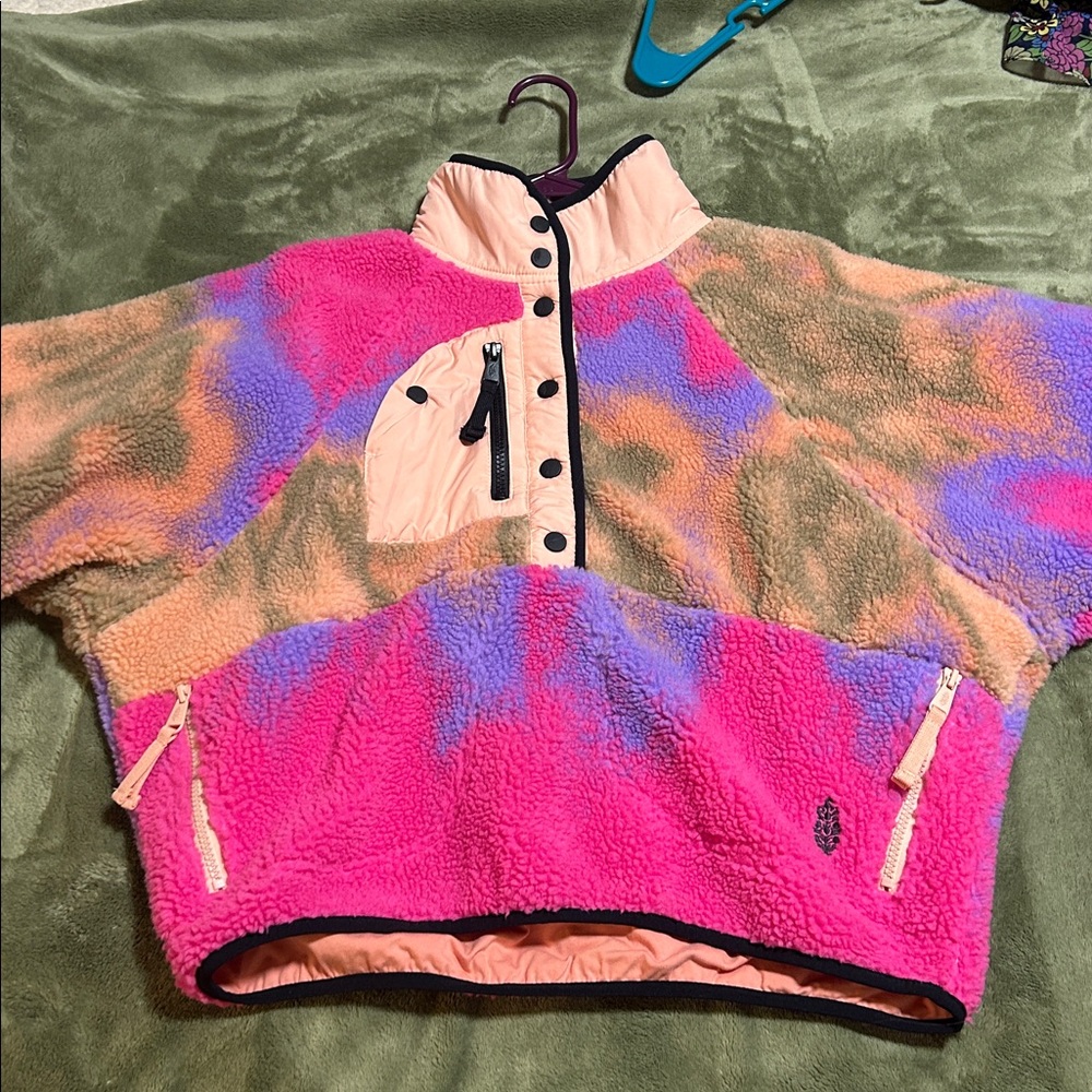 NWOT Free People Hit the Slopes Pullover Printed Fleece Jacket